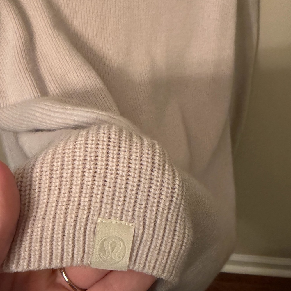 Lululemon Oversized Merino Wool Blend Ribbed Crewneck Sweater Size 10 - Picture 4 of 4